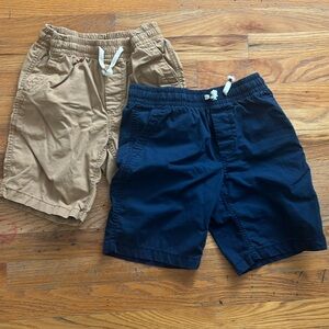 Set of 2- Boys Gap pull on shorts